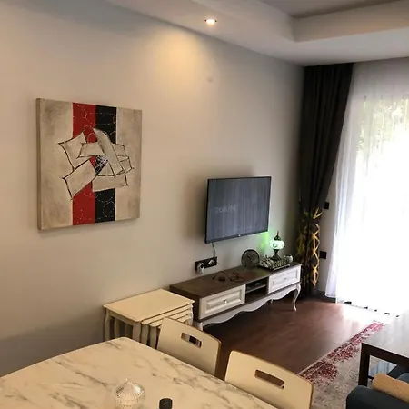 Cleopatra Sultan ألانيا